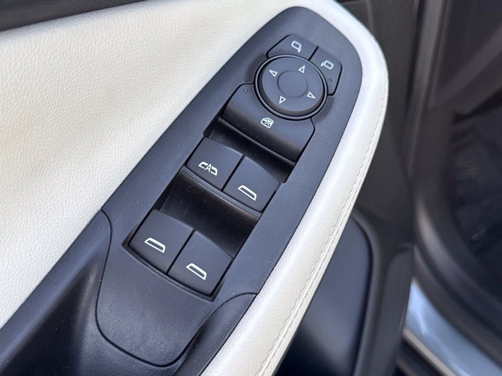 Used 2024 Buick Encore GX Sport Touring w/ Comfort Package AWD/4WD image 18