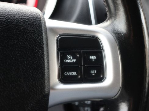 Used 2019 Dodge Grand Caravan GT image 18
