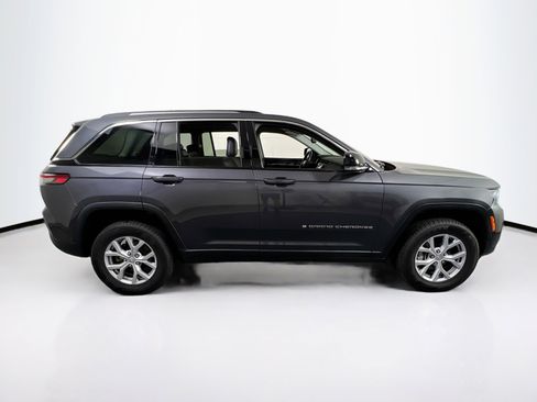 Used 2022 Jeep Grand Cherokee Limited AWD/4WD image 4