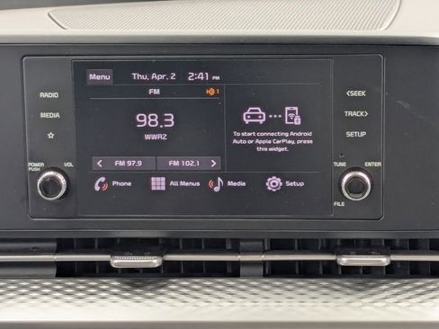 Used 2024 Kia Carnival LX FWD image 21