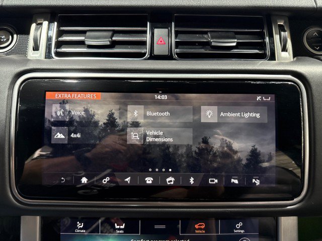 Used 2020 Land Rover Range Rover HSE AWD/4WD image 29