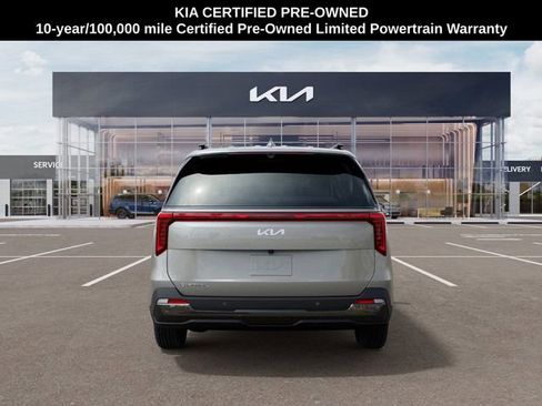 Certified 2025 Kia Carnival SX Prestige image 5