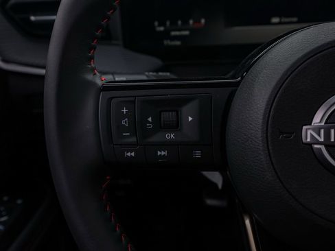 New 2026 Nissan Kicks SR image 32