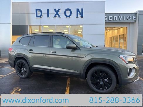 New 2026 Volkswagen Atlas SE image 1