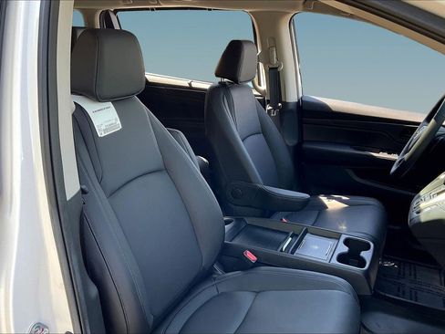 Used 2025 Honda Odyssey EX-L image 30