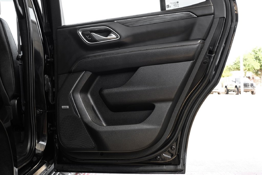 Used 2021 GMC Yukon SLT w/ SLT Premium Package RWD image 52