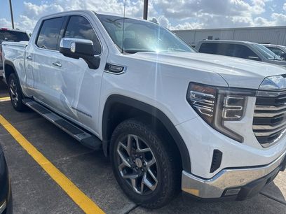 Used 2022 GMC Sierra 1500 SLT w/ SLT Premium Plus Package