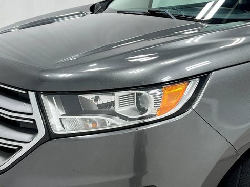 Used 2017 Ford Edge Titanium w/ Equipment Group 301A AWD/4WD image 35