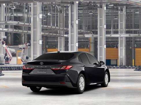 New 2026 Toyota Camry LE AWD/4WD image 9