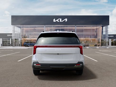 New 2026 Kia Carnival SX w/ SX Dark Edition Package FWD image 5