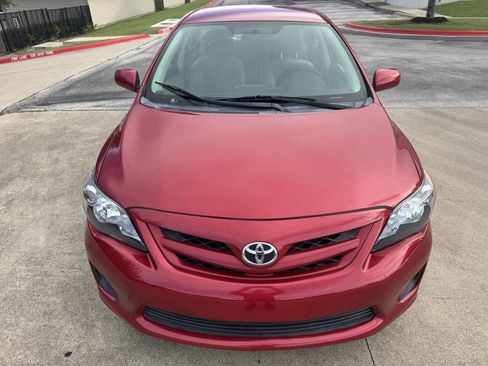 Used 2011 Toyota Corolla LE FWD image 25