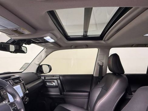 Used 2024 Toyota 4Runner TRD Off-Road Premium w/ Moonroof Package AWD/4WD image 38