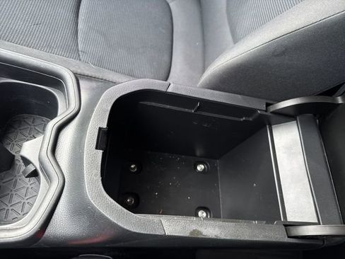 Used 2020 Toyota RAV4 LE image 26