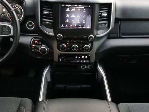 Used 2020 RAM 1500 Lone Star AWD/4WD image 3