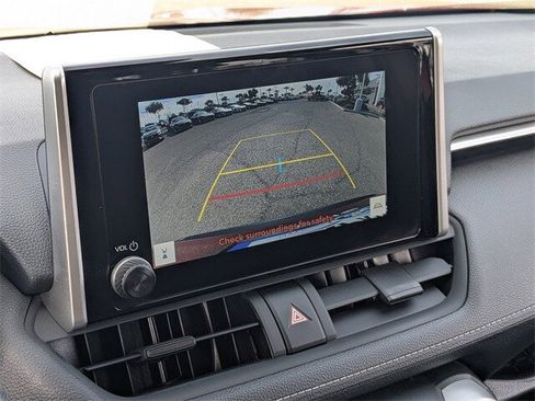 Used 2023 Toyota RAV4 LE image 34