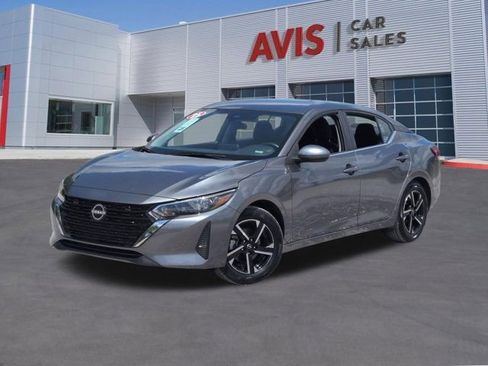 Used 2025 Nissan Sentra SV FWD image 1