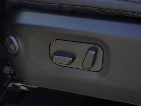 New 2025 Jeep Gladiator Rubicon image 19