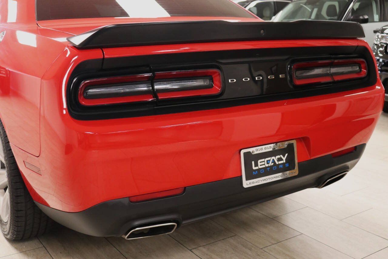 Used 2023 Dodge Challenger SXT RWD image 90
