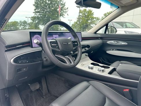Used 2026 Genesis GV70 2.5T Advanced AWD/4WD image 10