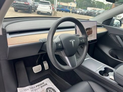 Used 2022 Tesla Model Y Performance AWD/4WD image 7