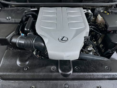 Used 2018 Lexus GX 460 Premium w/ Premium Package image 33