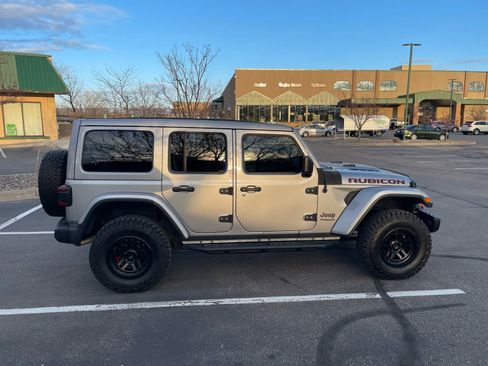 Used 2019 Jeep Wrangler Unlimited Rubicon image 4