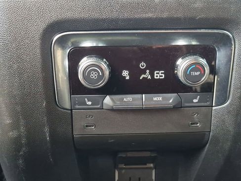 Certified 2025 GMC Yukon Denali AWD/4WD image 14