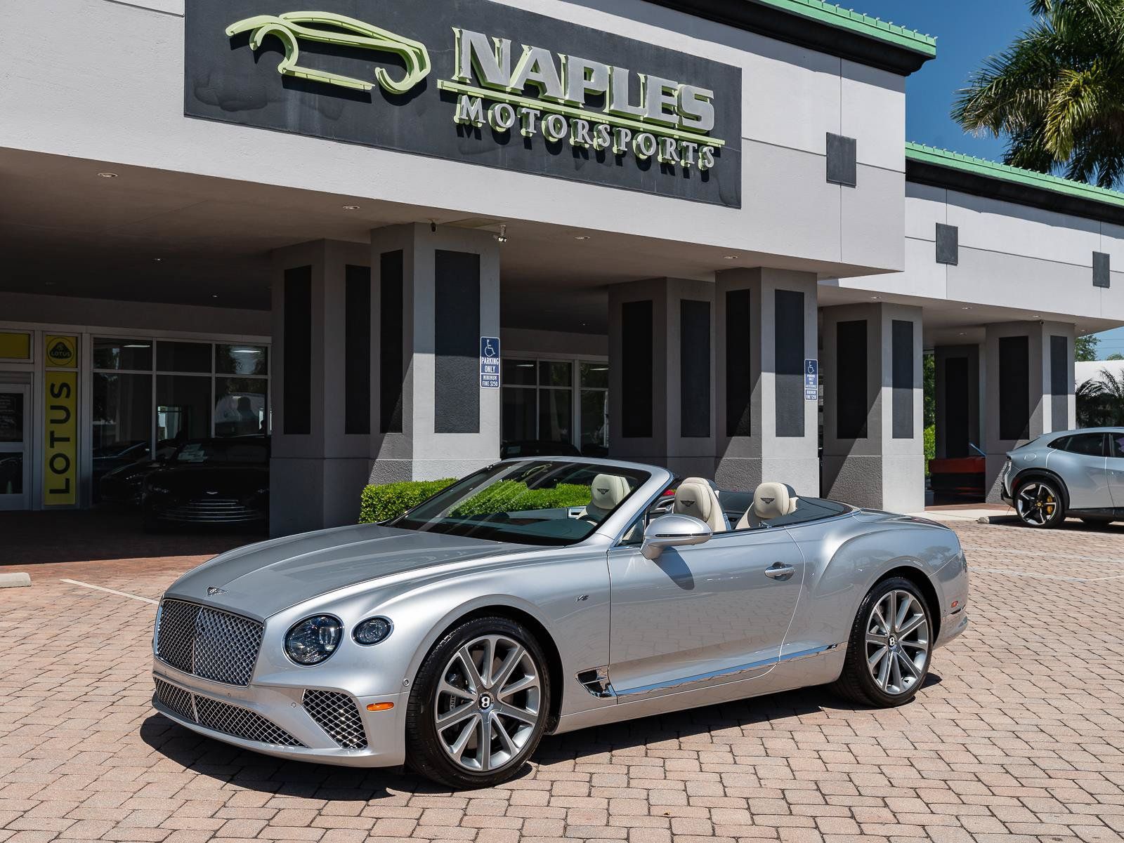 Used 2022 Bentley Continental GT AWD/4WD image 17