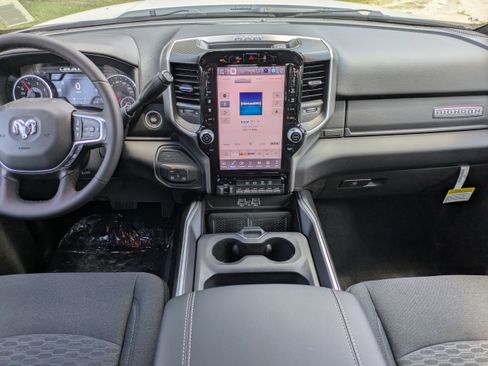 New 2026 RAM 3500 Big Horn AWD/4WD image 12