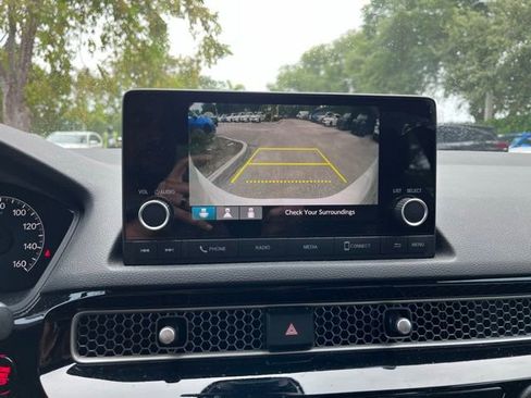 Used 2023 Honda Civic Sport image 8