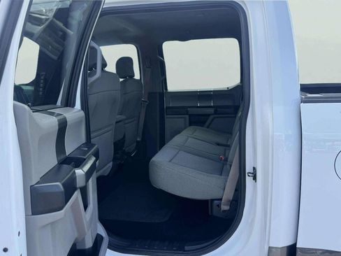 Used 2017 Ford F150 XLT w/ Equipment Group 302A Luxury RWD image 30