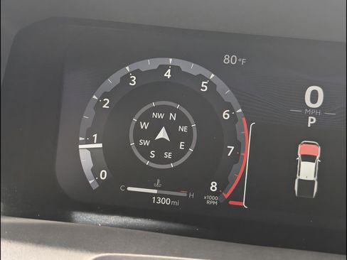 Used 2025 Toyota Tacoma TRD Sport AWD/4WD image 21