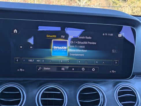 Used 2022 Mercedes-Benz E 350 Sedan image 12