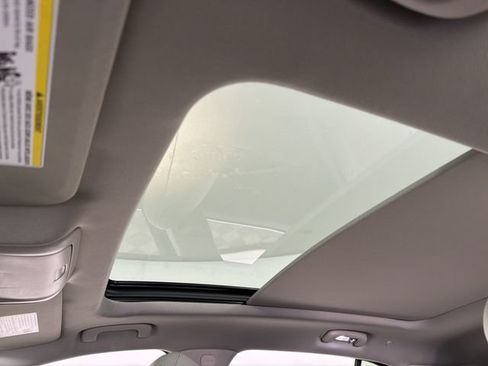 Used 2023 Cadillac XT4 Premium Luxury FWD image 3
