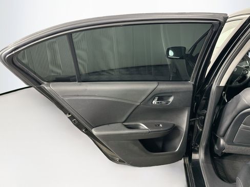 Used 2014 Honda Accord Touring image 27
