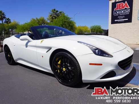 Used 2015 Ferrari California T image 81