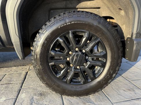 Used 2021 GMC Sierra 2500 Denali w/ Denali Ultimate Package image 31