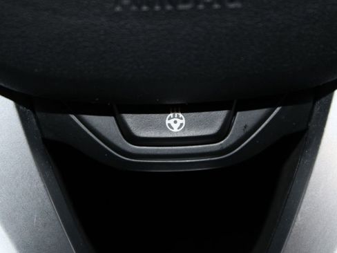 Used 2019 BMW 330i xDrive 330i xDrive image 34