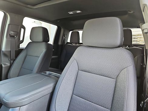 New 2026 Chevrolet Silverado 1500 LT Trail Boss w/ Convenience Package II AWD/4WD image 15