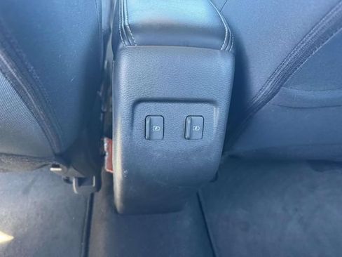 Used 2024 Nissan Kicks SV FWD image 17