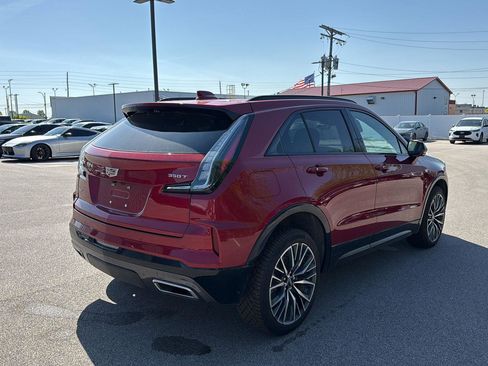 Used 2025 Cadillac XT4 Sport AWD/4WD image 3