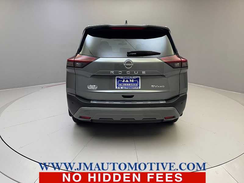 Used 2023 Nissan Rogue SV AWD/4WD image 4