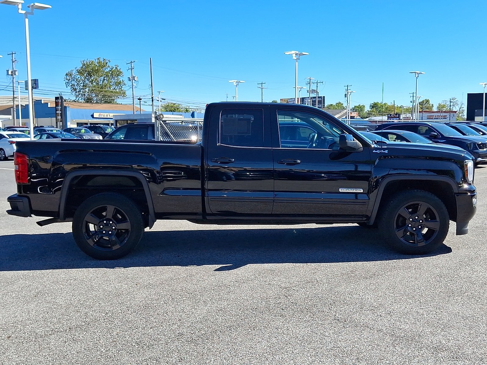 Used 2018 GMC Sierra 1500 4x4 Double Cab w/ Elevation Edition image 4