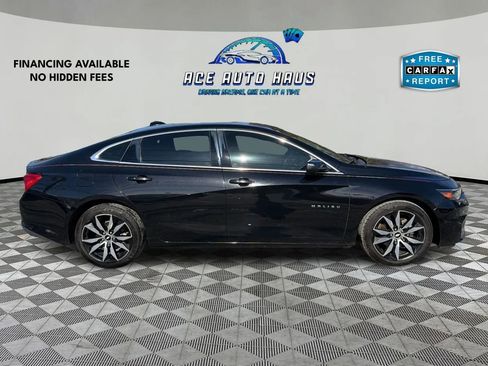 Used 2017 Chevrolet Malibu LT w/ Leather Package image 8