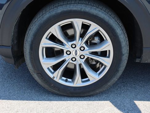 Used 2022 Ford Explorer XLT AWD/4WD image 11