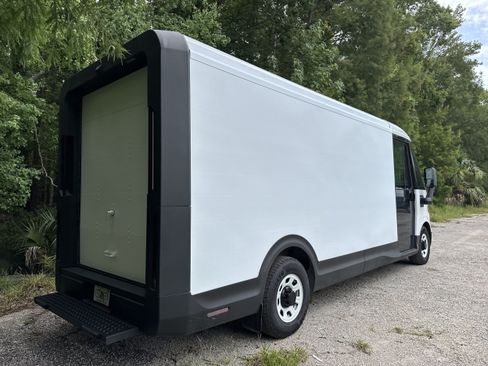 Used 2024 Chevrolet Brightdrop 600 w/ Commercial Equipment Package AWD/4WD image 3