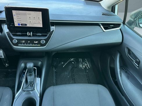 Used 2024 Toyota Corolla LE FWD image 29
