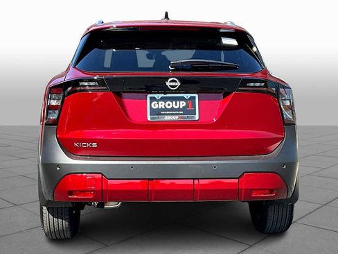 New 2026 Nissan Kicks SV image 4