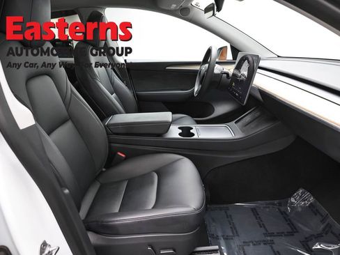 Used 2023 Tesla Model Y Long Range image 18