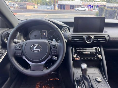Used 2024 Lexus IS 300 F Sport RWD image 20